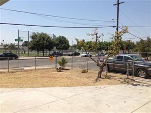 2569 S Page Ave - Photo 3 of 10