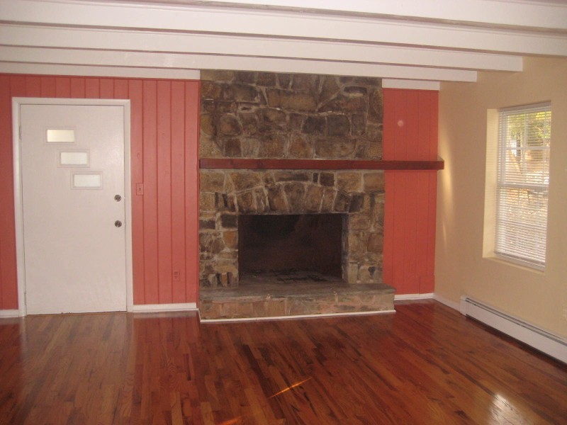 520 Vail Rd - Photo 3 of 11