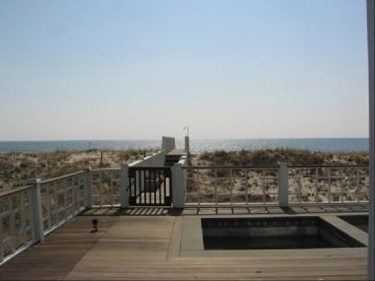 771 Dune Rd - Photo 2 of 16