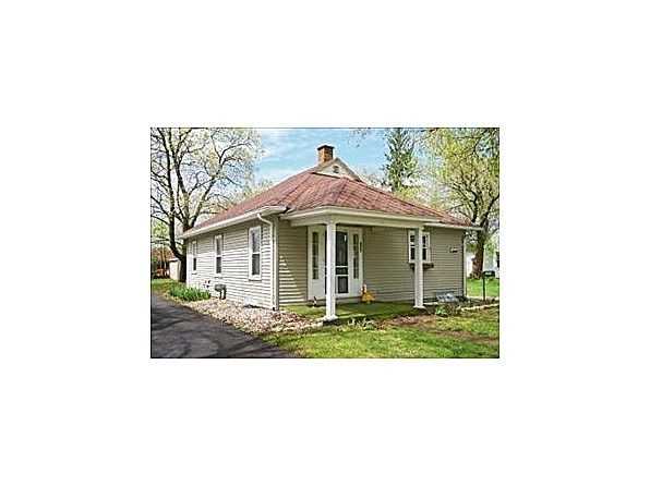 129 Gilkison Ave - Photo 3 of 5