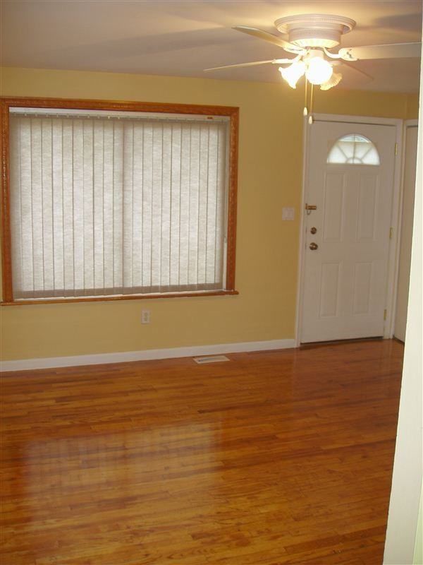 2161 Champagne Dr - Photo 3 of 7