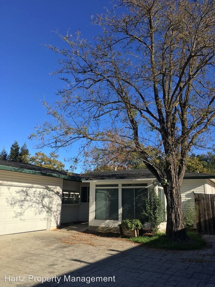3418 Flamingo Dr - Photo 2 of 22