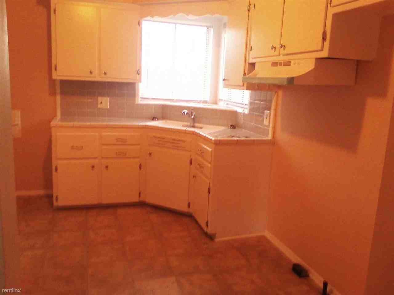 9061 Dale Ave - Photo 3 of 6