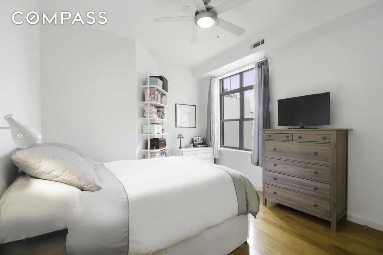 78 Roebling Street - Photo 2 of 9