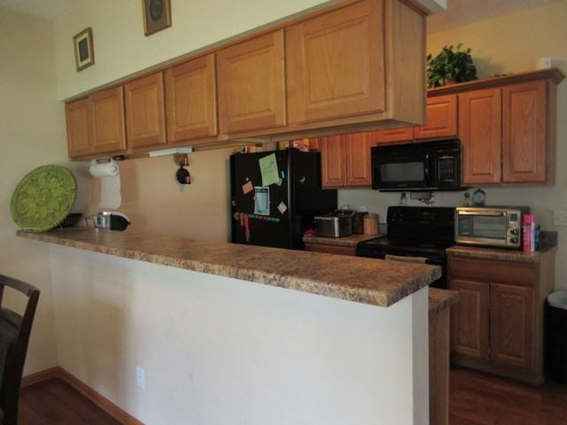 603 Clayton Cir - Photo 3 of 4