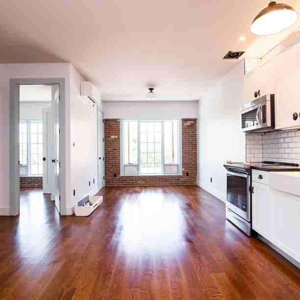 31 Brooklyn Avenue #2A