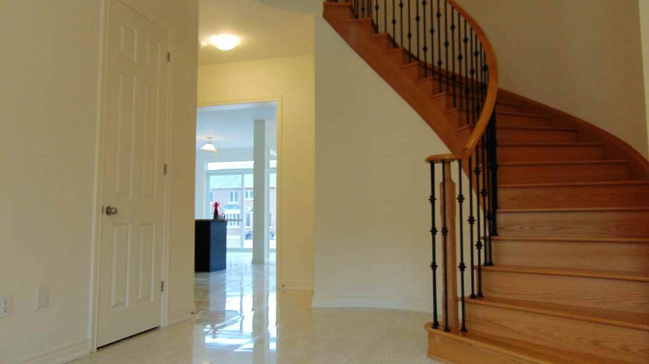 40 Trail Boulevard - Photo 2 of 13