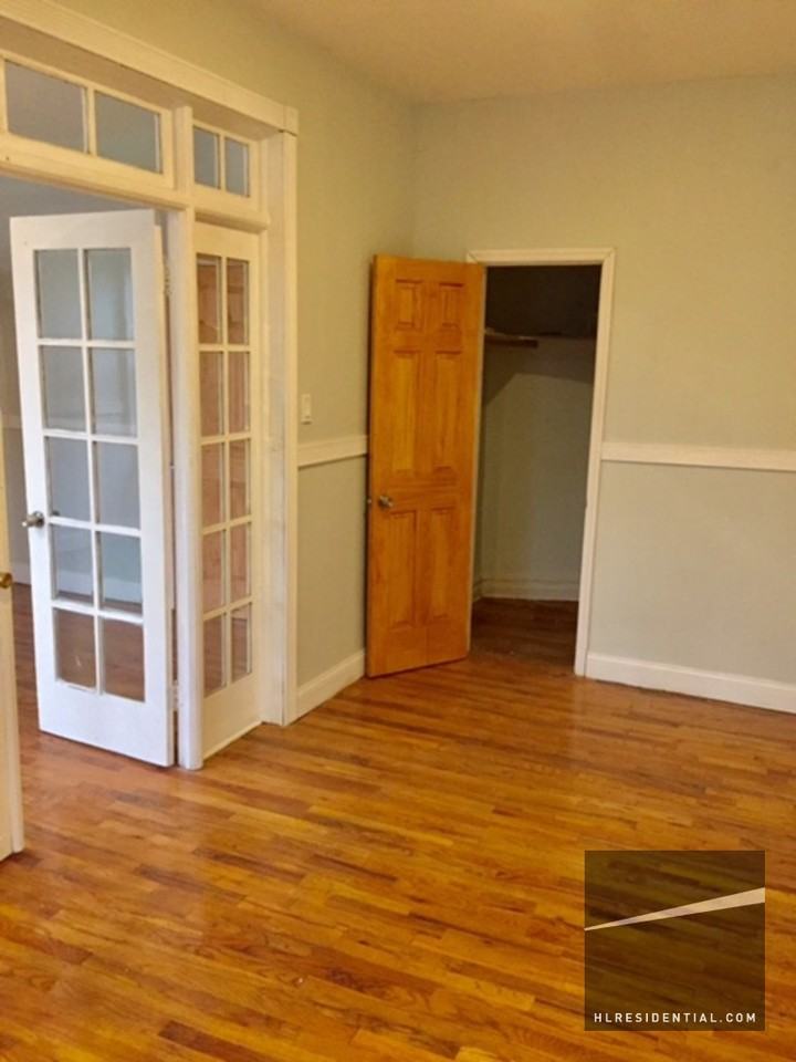 716-746 Washington Ave #2 - Photo 3 of 8