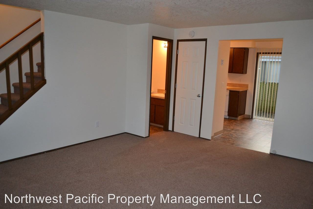 1451 Salishan St SE - Photo 3 of 13