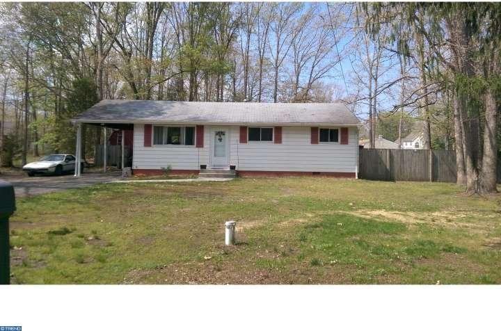 34 Laurel Ave - Photo 3 of 12