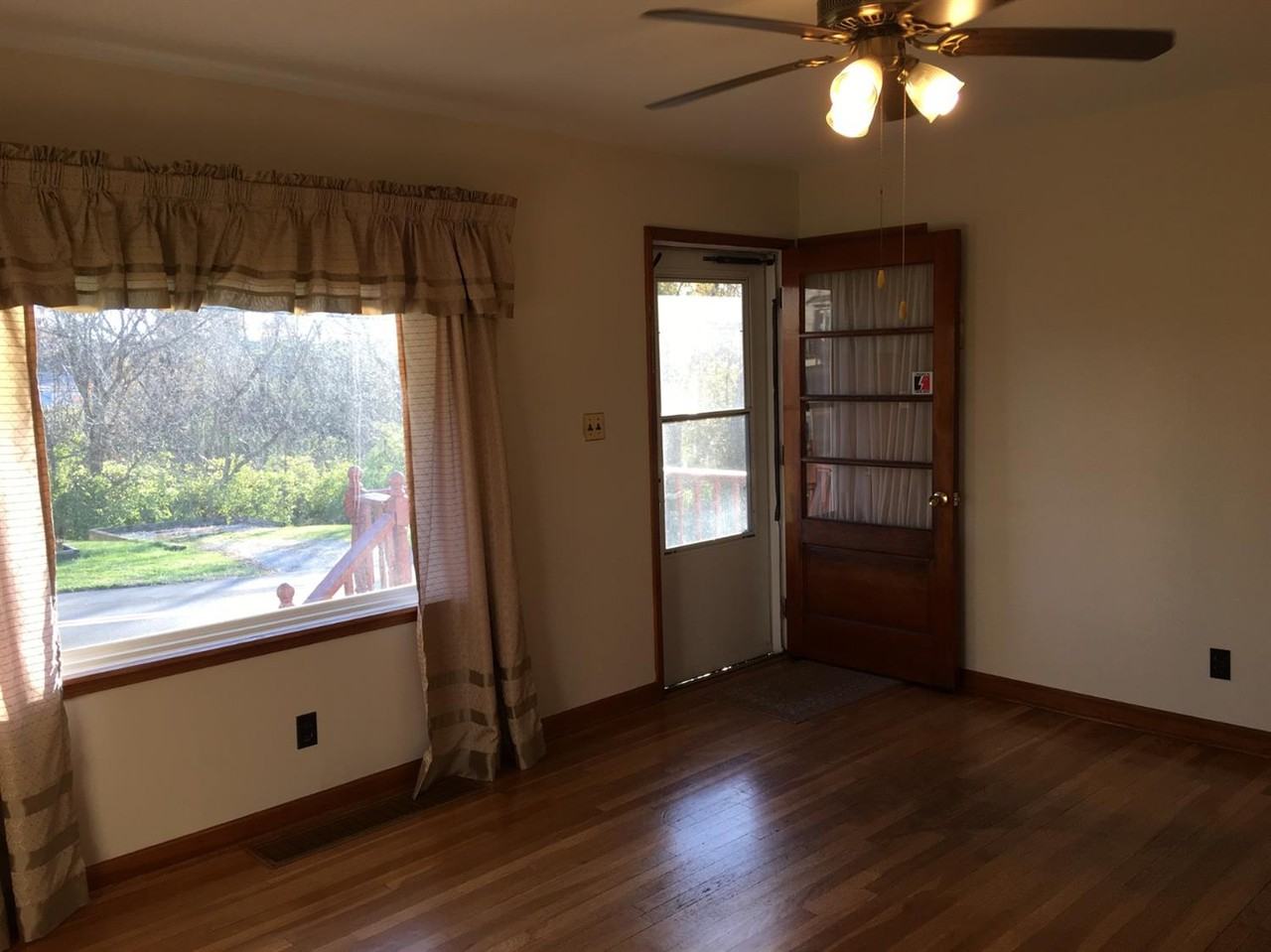 1984 Independence Rd - Photo 3 of 13