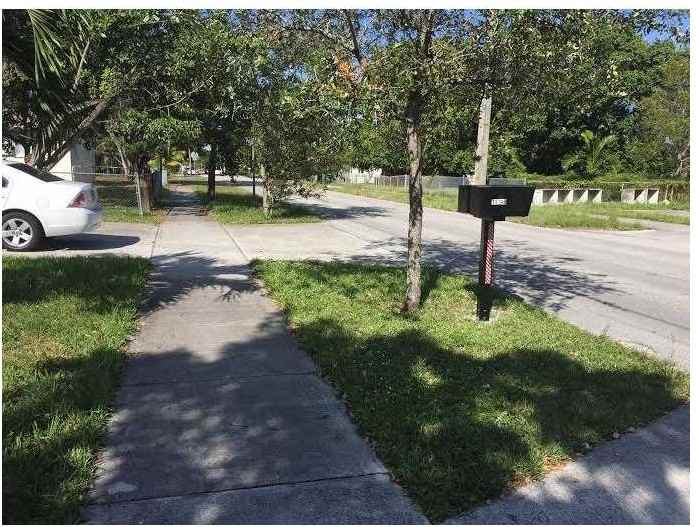 11140 NE 13th Ave - Photo 2 of 9