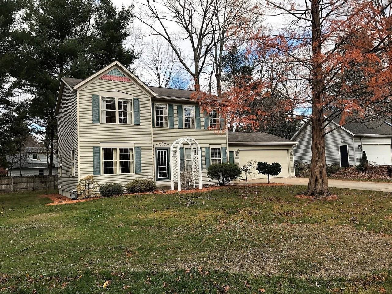 15361 Arborwood Drive - Photo 2 of 27