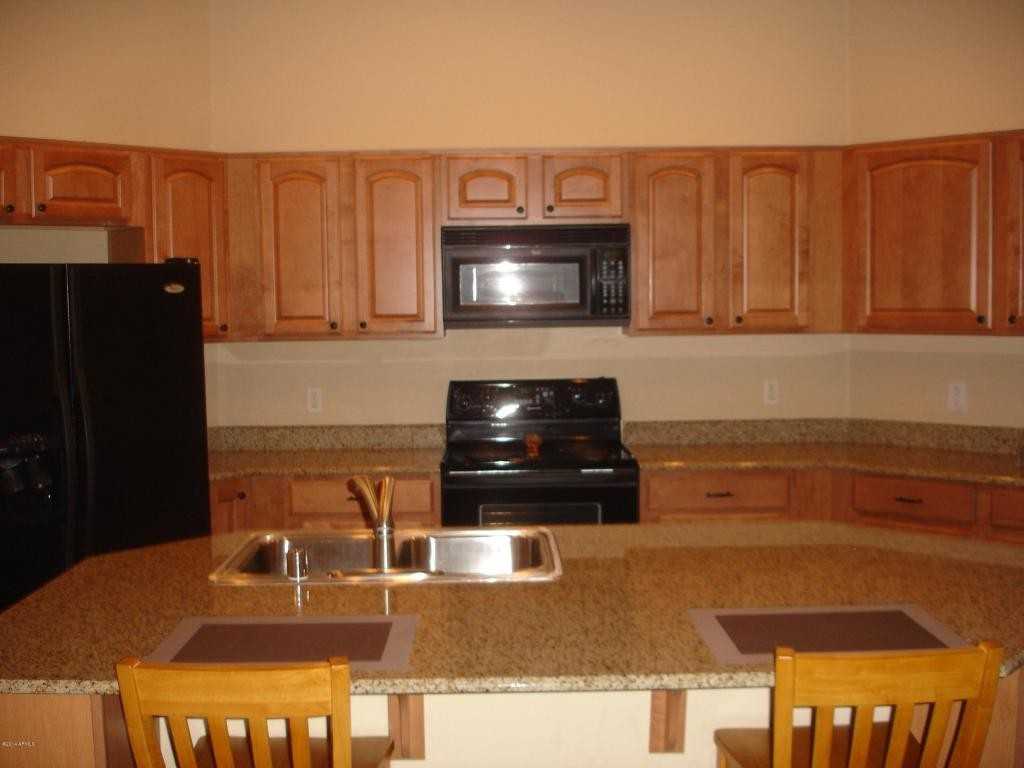 15804 N 172nd Ln - Photo 3 of 20