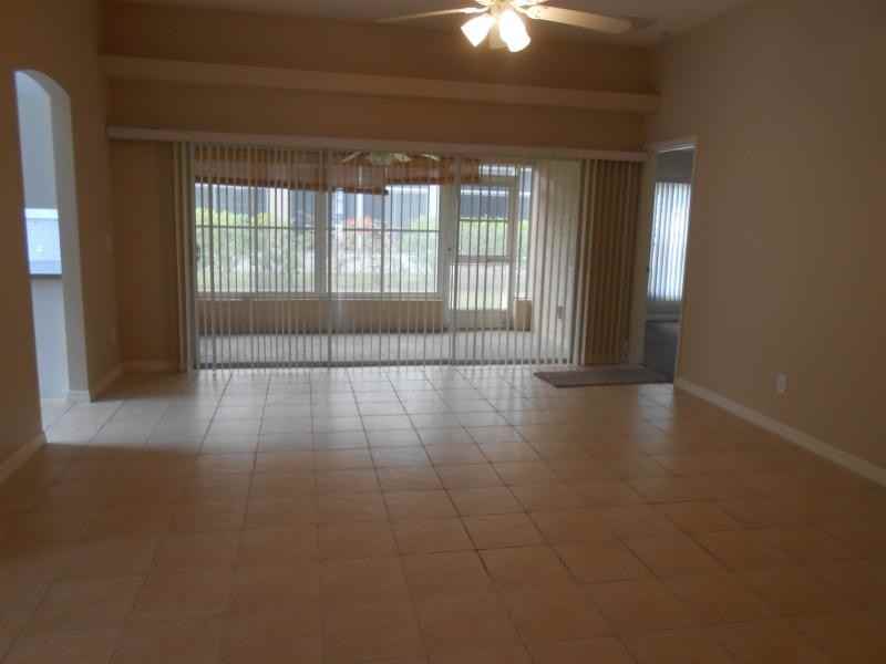 24587 Buckingham Way - Photo 2 of 10