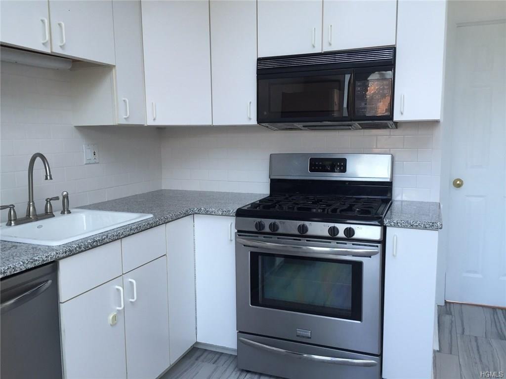 502 Panorama Dr - Photo 3 of 10