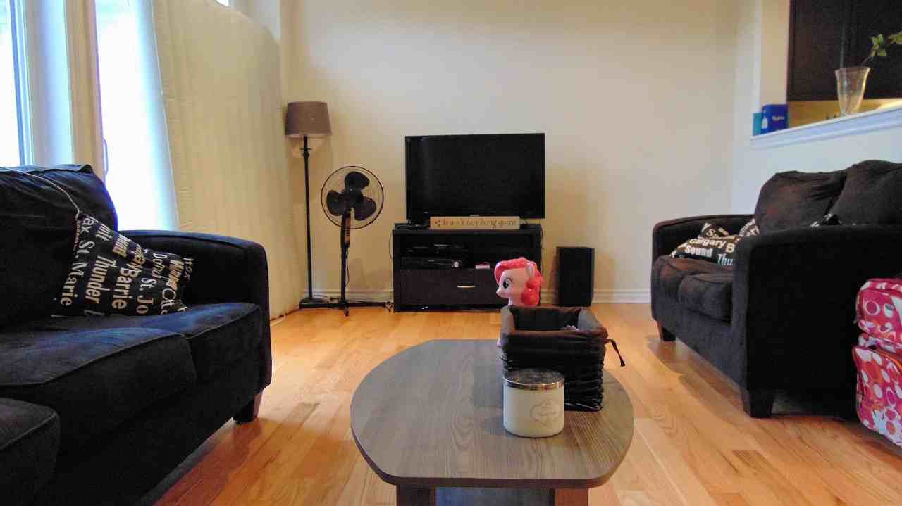 80 Blanchard Crescent - Photo 2 of 12