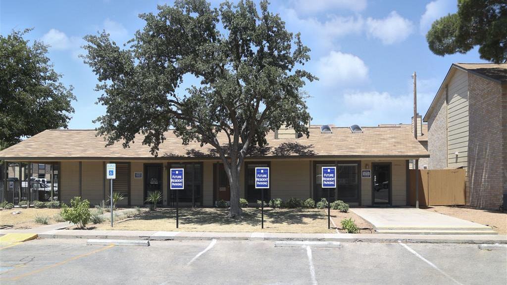 Woodview - Photo 3 of 5