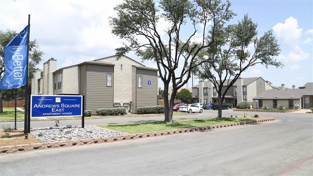 Andrews Square East - Photo 2 of 7