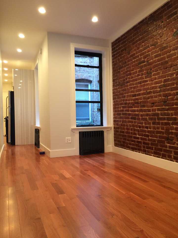 375 Sumpter St #1L - Photo 2 of 9