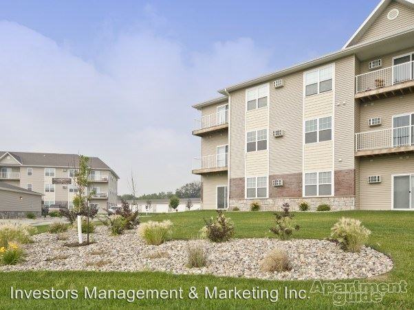 904-912 Park Avenue W. - Photo 3 of 209