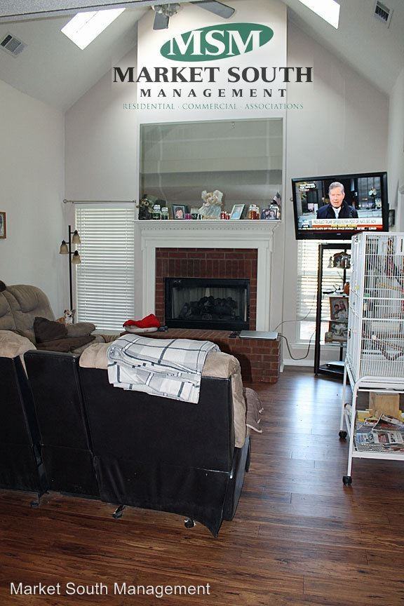 115 Courtland Dr - Photo 2 of 18