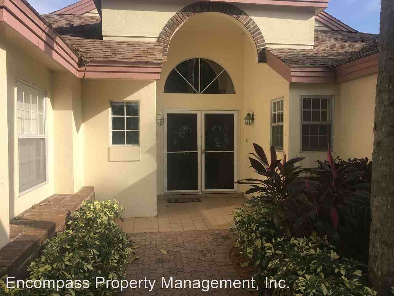 57 Grey Wing Point - Photo 2 of 18