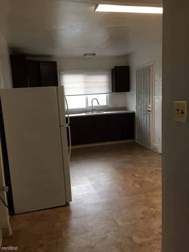 5502 E 16th St #2 - Photo 2 of 5