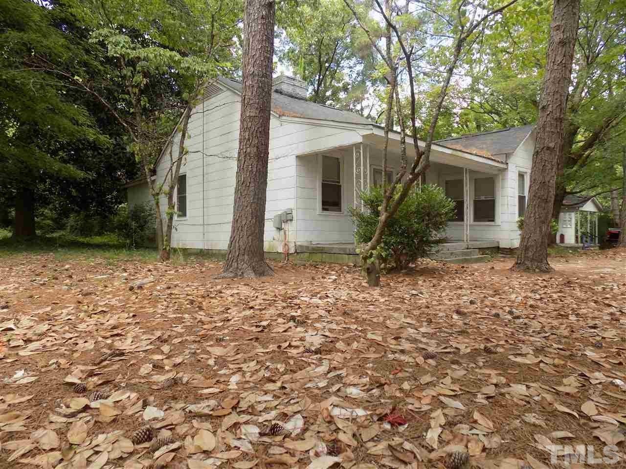 39 Dyking Rd - Photo 2 of 9