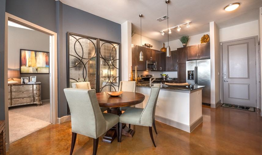 2611 Ross Ave #B4 - Photo 3 of 7