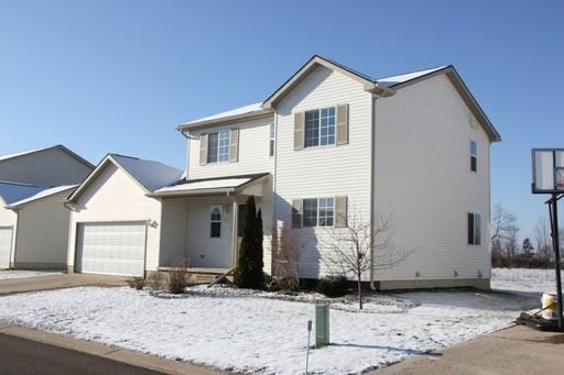 6211 Clubhouse Way - Photo 3 of 31