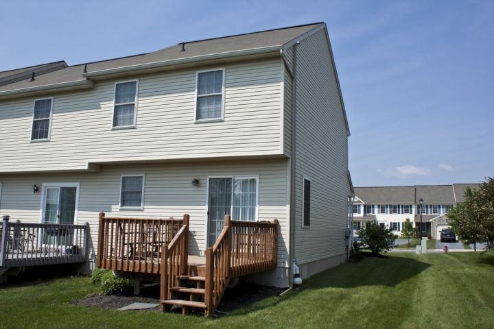 569 Wood Duck Dr - Photo 2 of 6