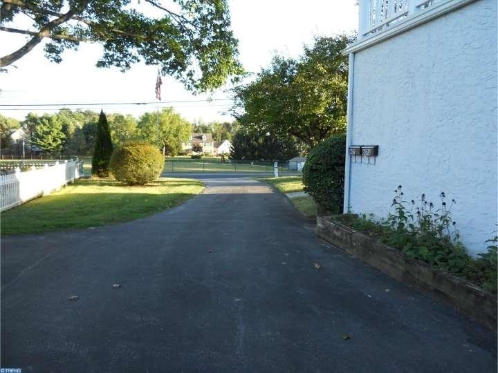 607 Monument Ave #2ndFL - Photo 2 of 23