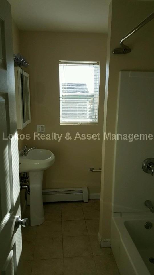 53 Thorndike St 2 - Photo 3 of 4