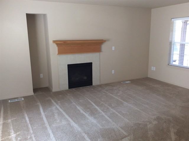 803 NE 115th Cir - Photo 3 of 17