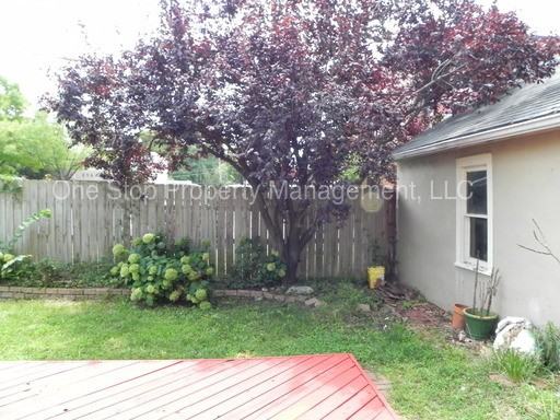 11 E 70th Terrace - Photo 3 of 27