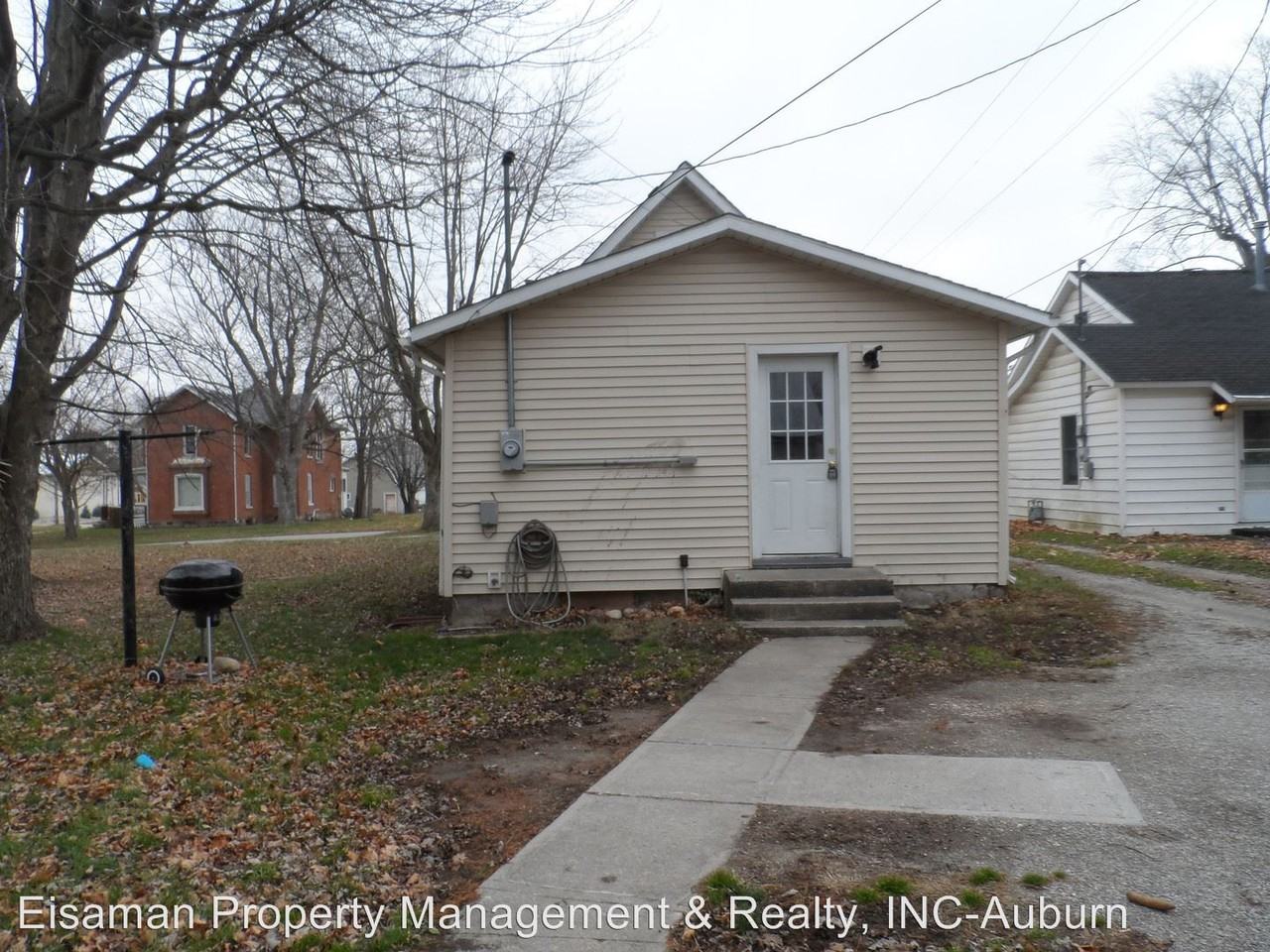 335 S Franklin St - Photo 3 of 12