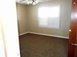 1010 S Ward St - Photo 3 of 7
