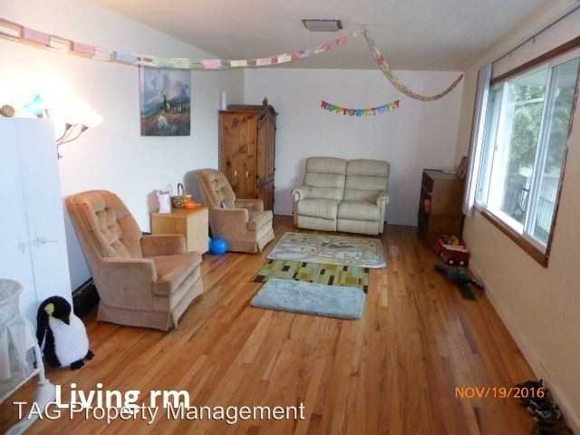5571 18th Ave S - Photo 2 of 4