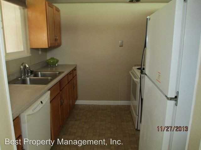 27834 Tampa Ave - Photo 2 of 7