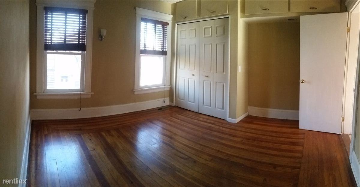 179 Maple St - Photo 3 of 8