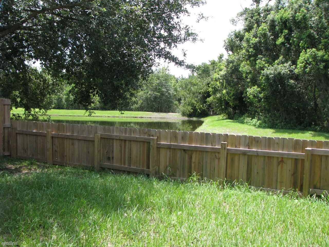 6103 Sand Key Ln - Photo 2 of 11