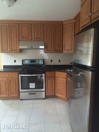 123 Elliot St - Photo 2 of 3