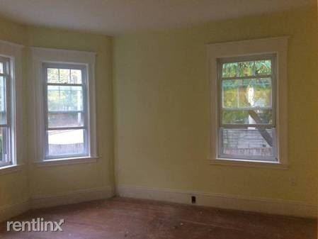 123 Elliot St - Photo 3 of 3