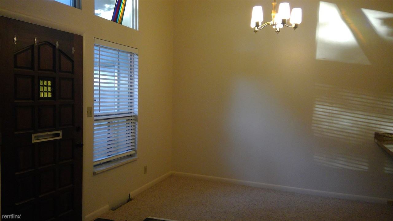 415 E Drake Rd - Photo 3 of 7