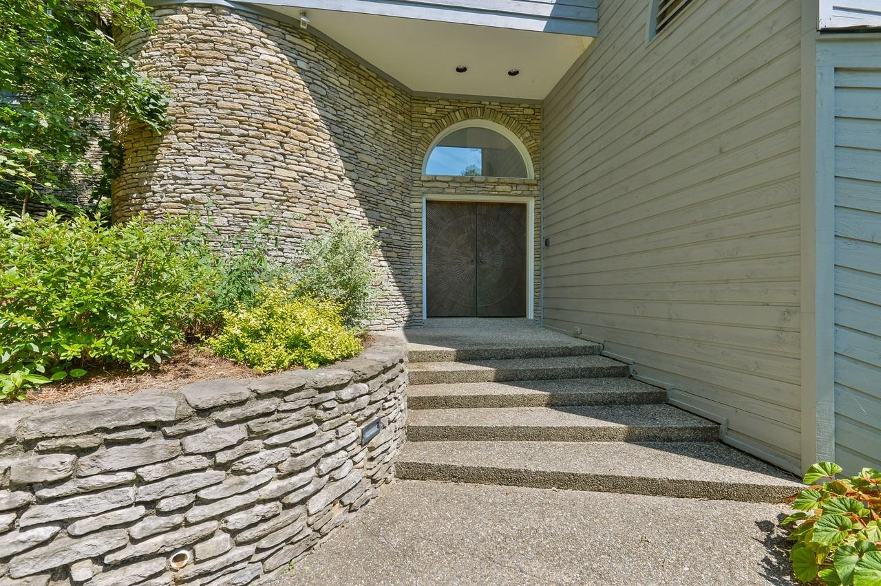 3116 Arden Rd - Photo 3 of 42