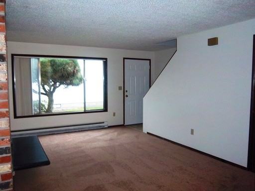 5853 SE Holgate Blvd - Photo 3 of 13