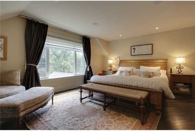 3620 6 St SW - Photo 2 of 21