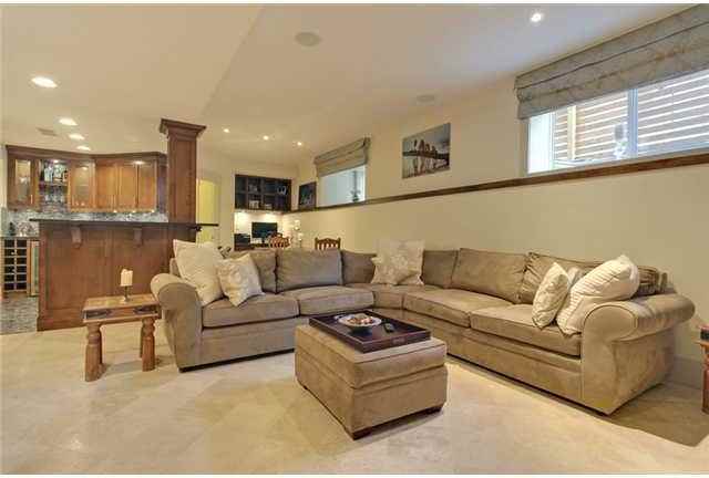 3620 6 St SW - Photo 3 of 21