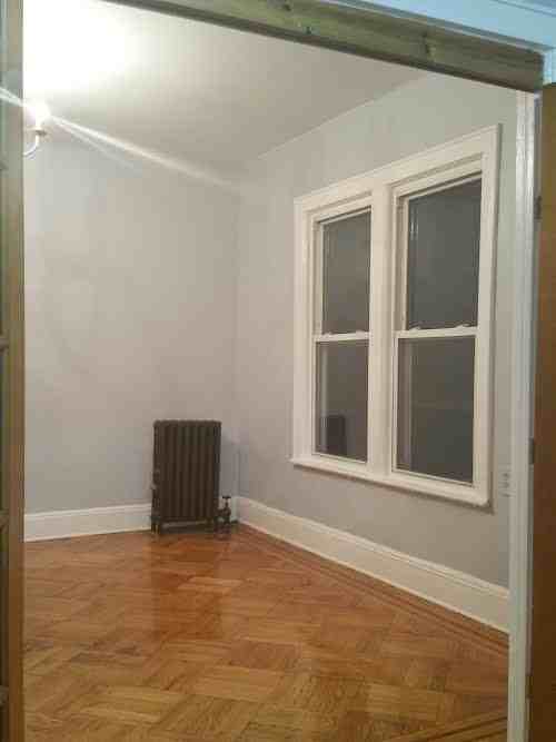 1215 East 49th Street - Photo 2 of 11